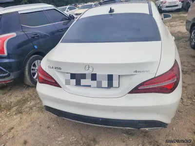 2016 Mercedes-Benz CLA 250 VIN: