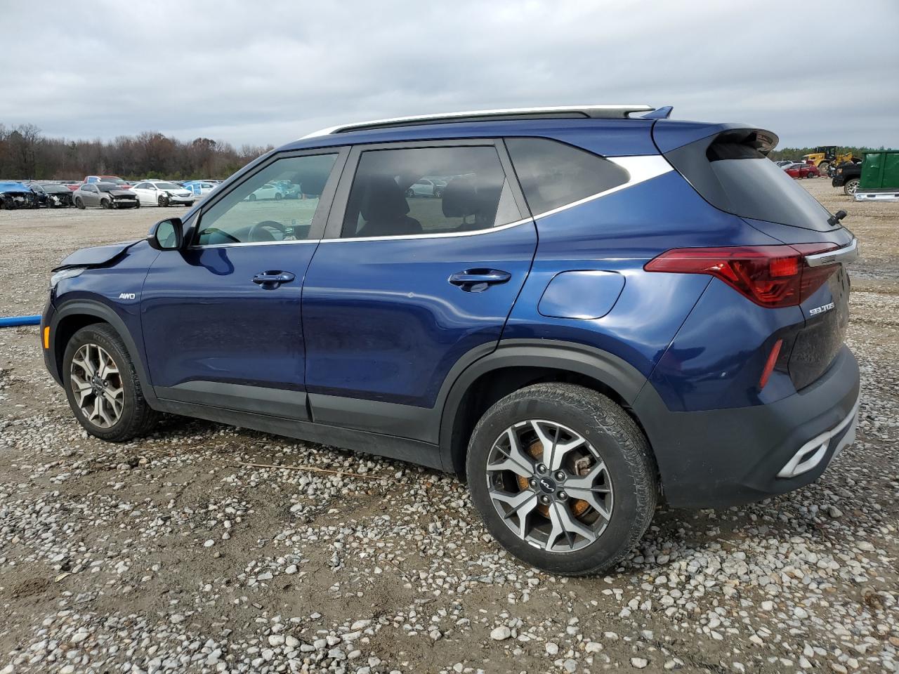 2023 KIA SELTOS EX VIN:KNDERCAA2P7411695
