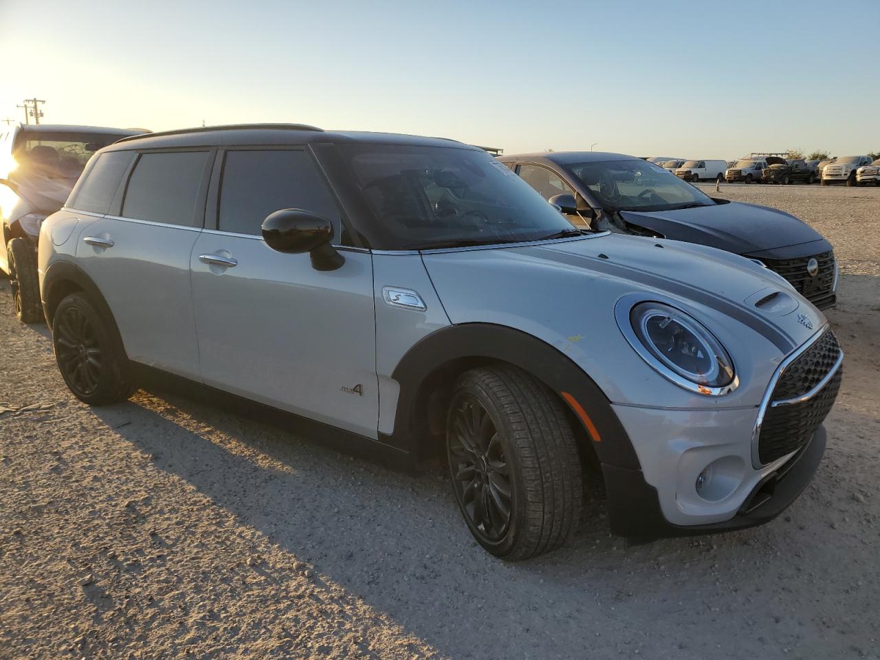 2023 MINI COOPER S CLUBMAN ALL4 VIN:WMWXJ1C0XP2T39325