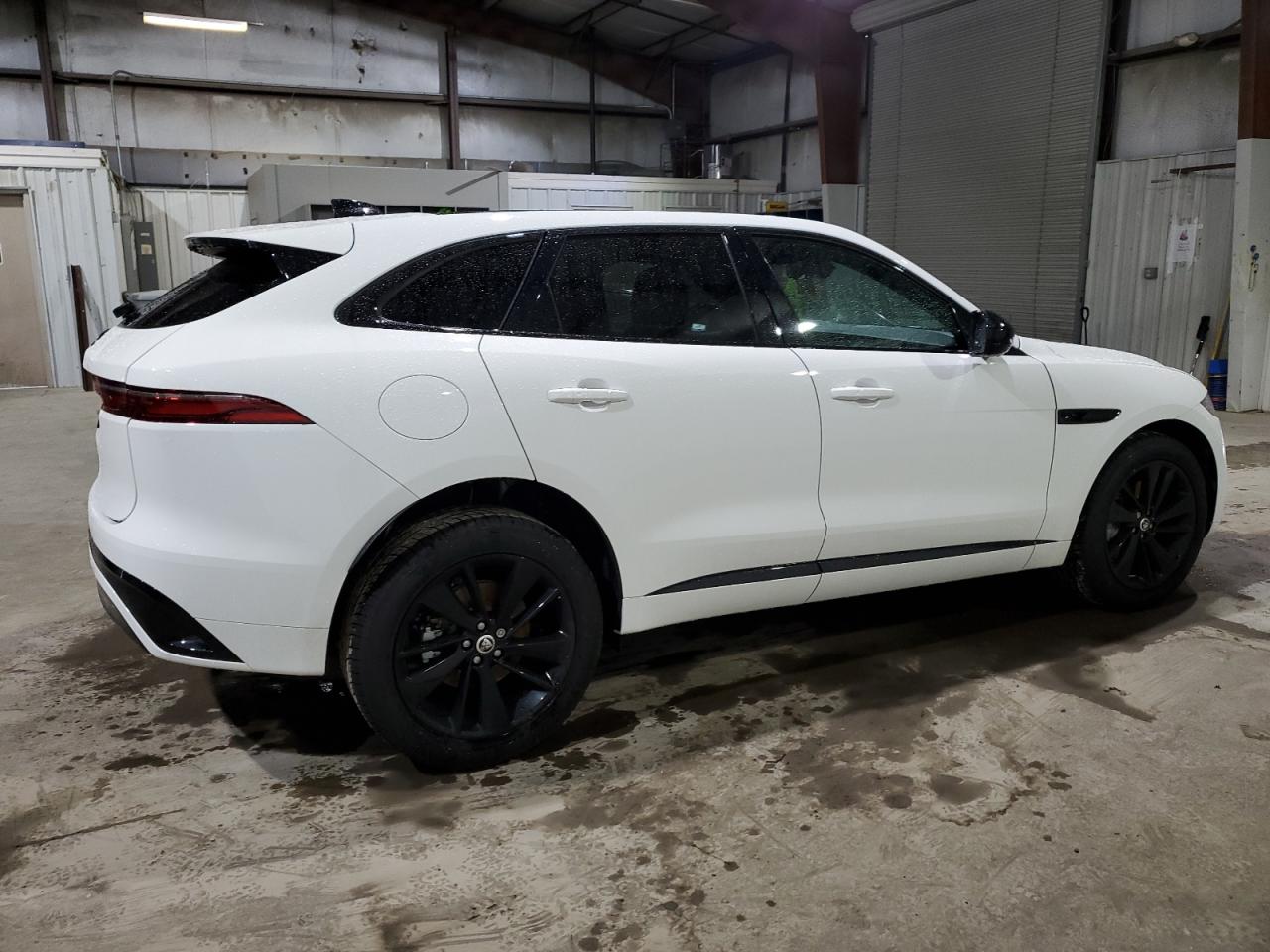 2024 JAGUAR F-PACE R-DYNAMIC S VIN:SADCT2EX8RA725072