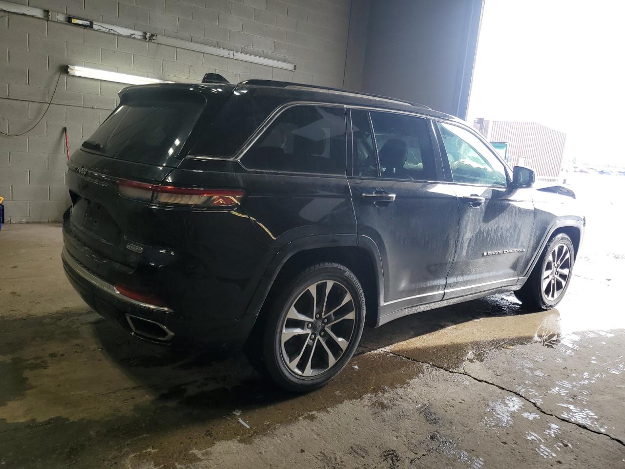 2022 JEEP GRAND CHEROKEE OVERLAND VIN:1C4RJHDG4N8565905