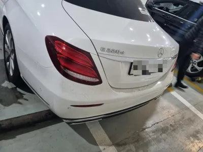 2019 Mercedes-Benz E 220 WDDZF0EB8KA689692 VIN:WDDZF0EB8KA689692