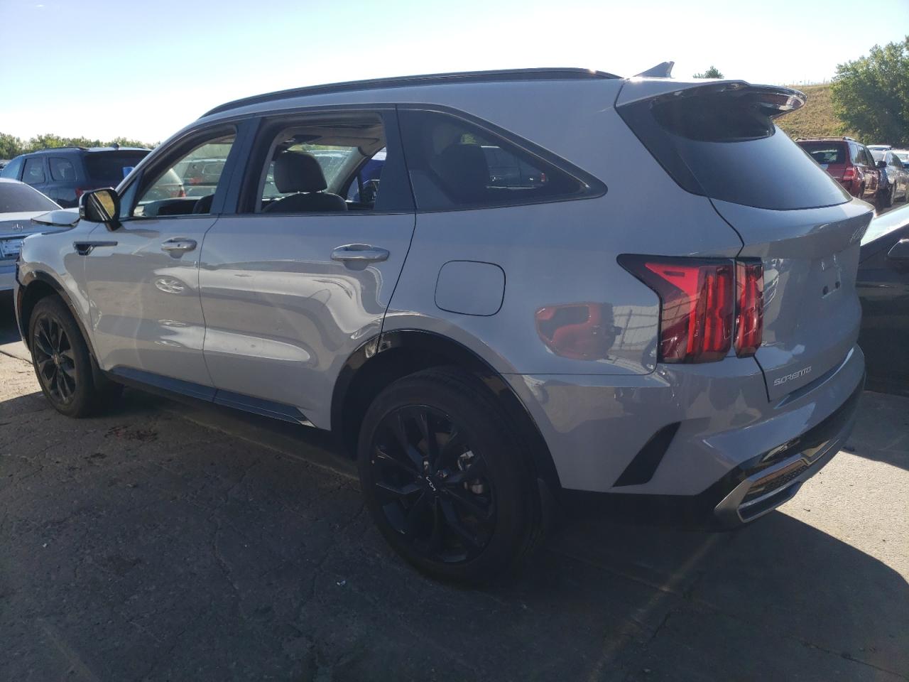 2023 KIA SORENTO SX VIN:5XYRKDLF3PG237420