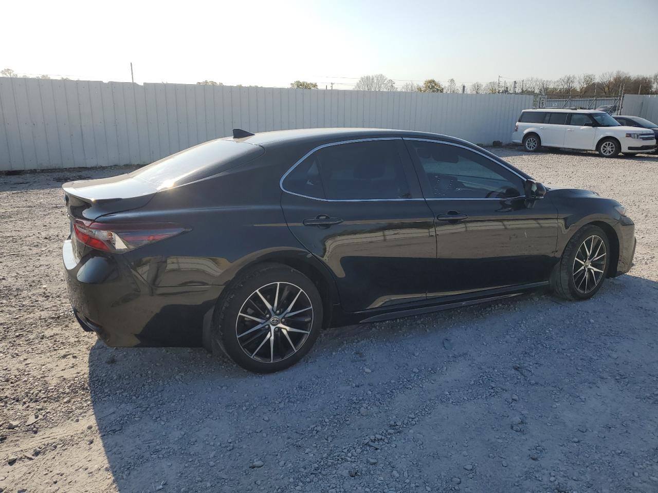 2022 TOYOTA CAMRY SE VIN:4T1T11AK7NU647944