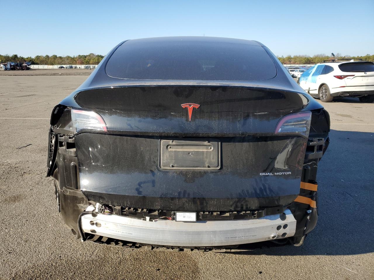 2022 TESLA MODEL Y  VIN:7SAYGDEE2NF342216