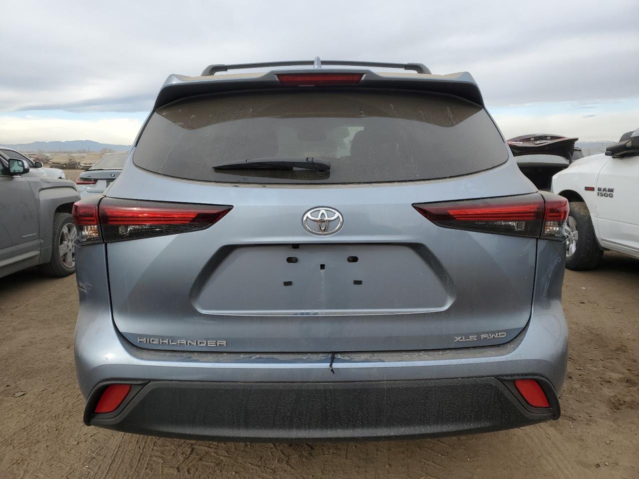 2024 TOYOTA HIGHLANDER LE VIN:5TDKDRBH7RS564646