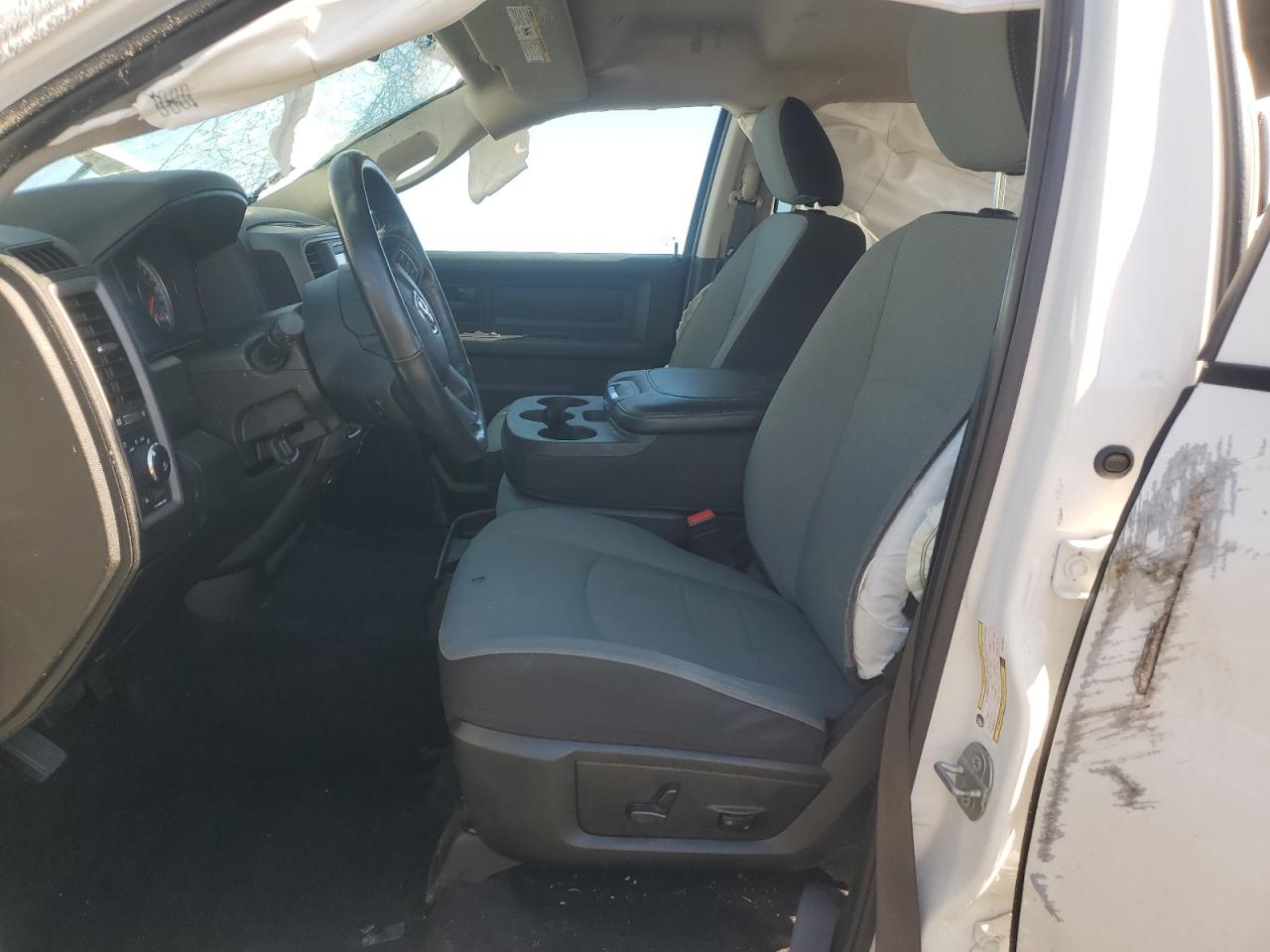 2022 RAM 1500 CLASSIC TRADESMAN VIN:3C6RR7KG1NG174072