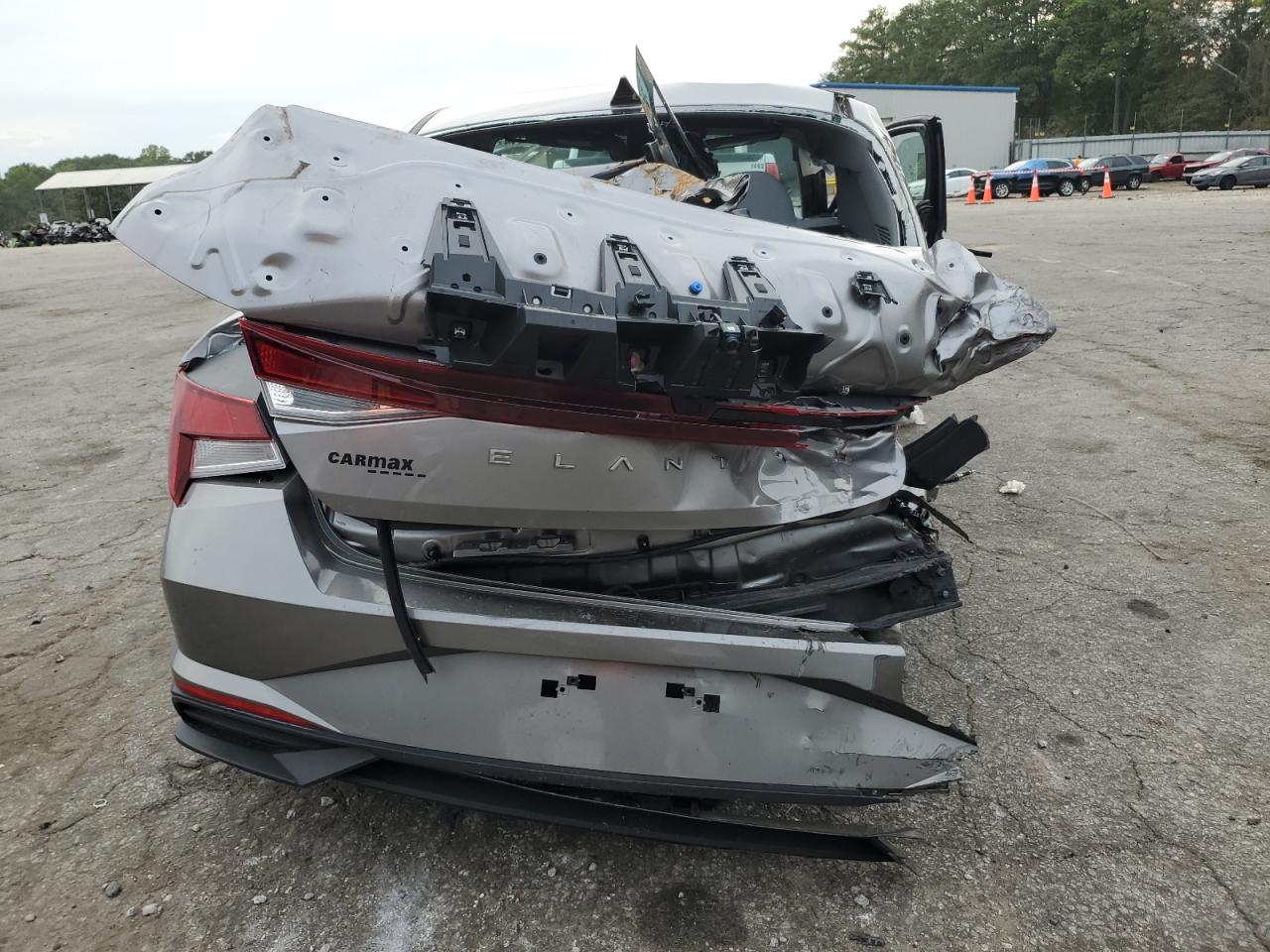 2022 HYUNDAI ELANTRA SEL VIN:KMHLM4AG6NU241061