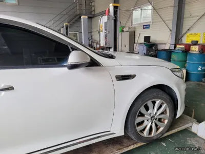2016 Kia K5 VIN: