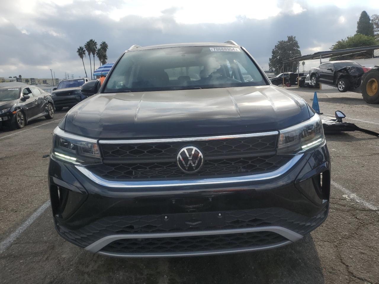 2022 VOLKSWAGEN TAOS SE VIN:3VVRX7B23NM090857