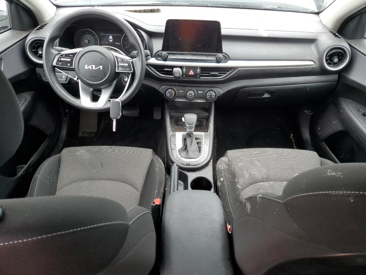 2022 KIA FORTE FE VIN:3KPF24AD8NE439703