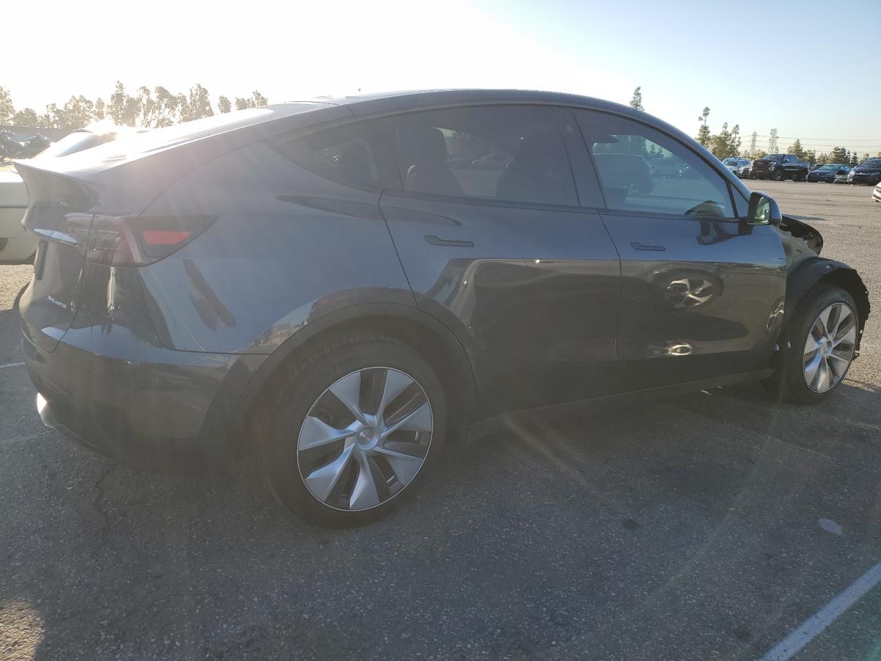 2022 TESLA MODEL Y  VIN:7SAYGDEE5NA022384