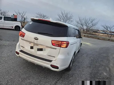 2018 Kia Carnival VIN: