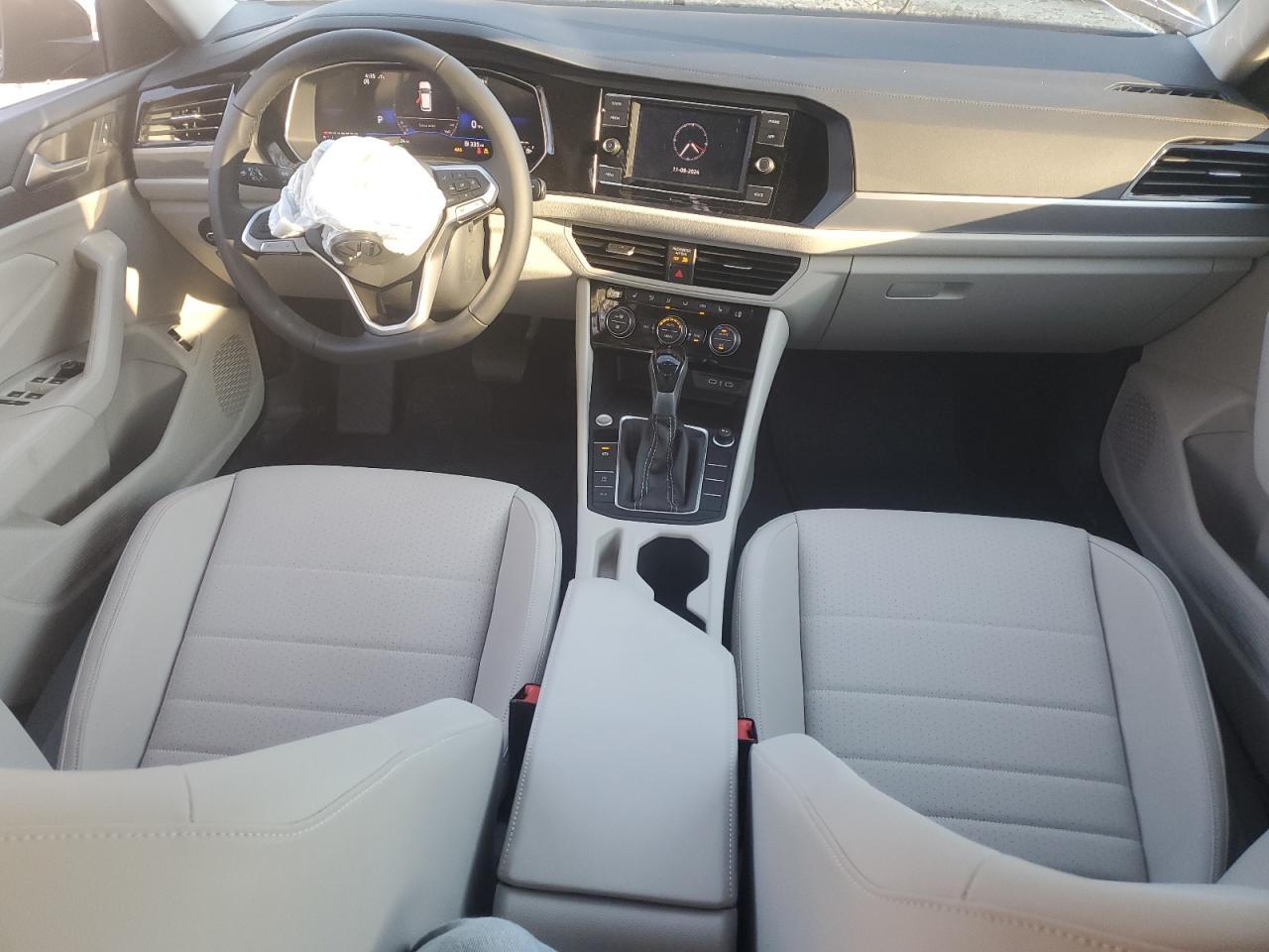 2024 VOLKSWAGEN JETTA SE VIN:3VW7M7BU8RM090999