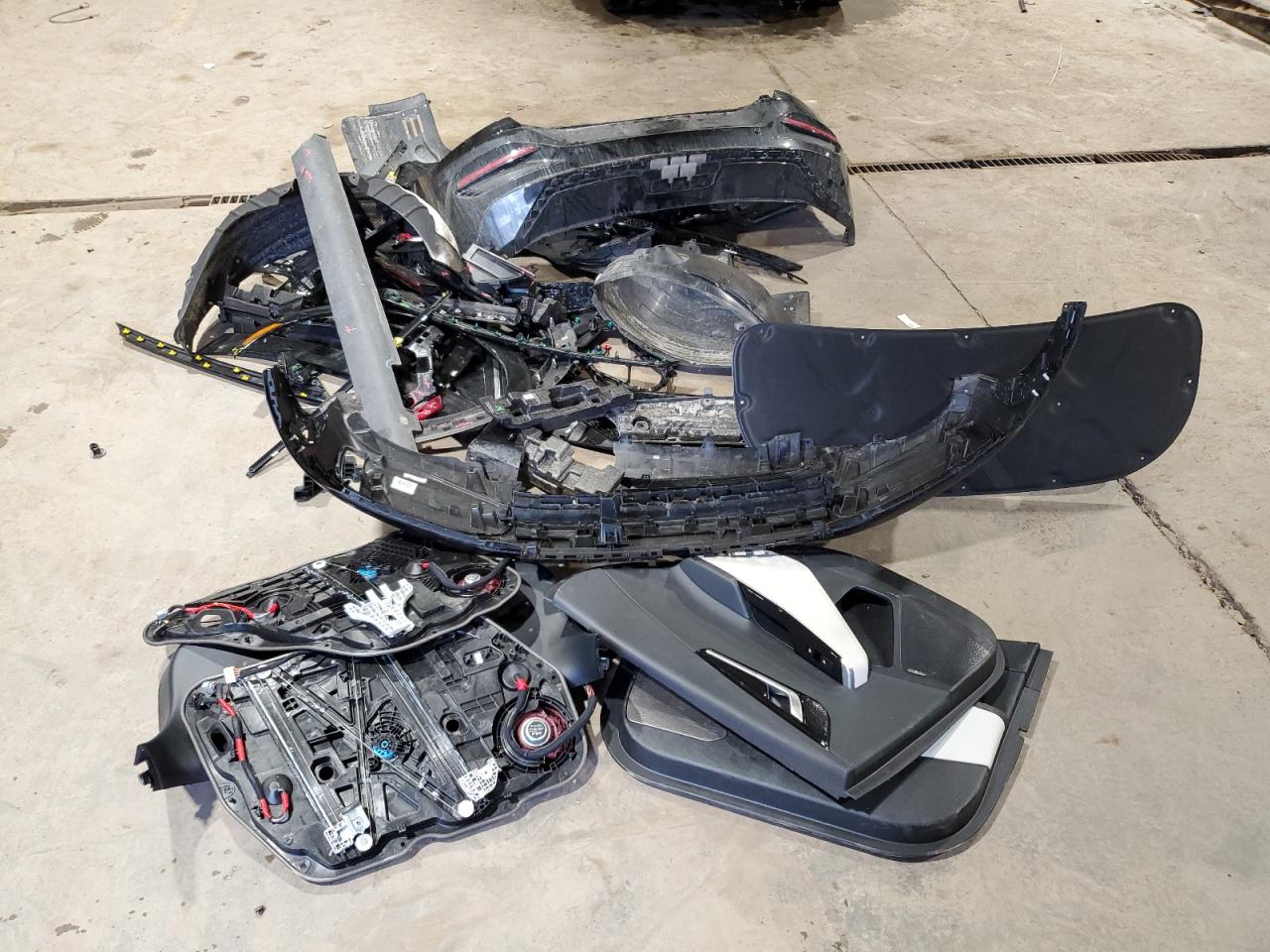 2024 KIA EV6 GT LINE VIN:KNDC4DLC7R5179992