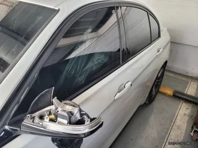 2018 BMW 330 WBA8E1107JK422391 VIN:WBA8E1107JK422391