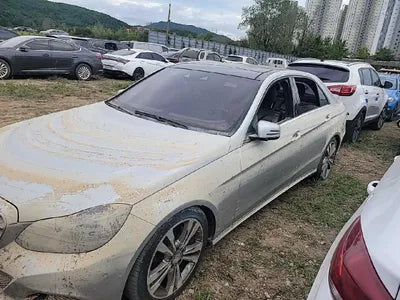 2014 Mercedes-Benz E 300 VIN: