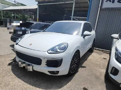 2015 Porsche Cayenne VIN: