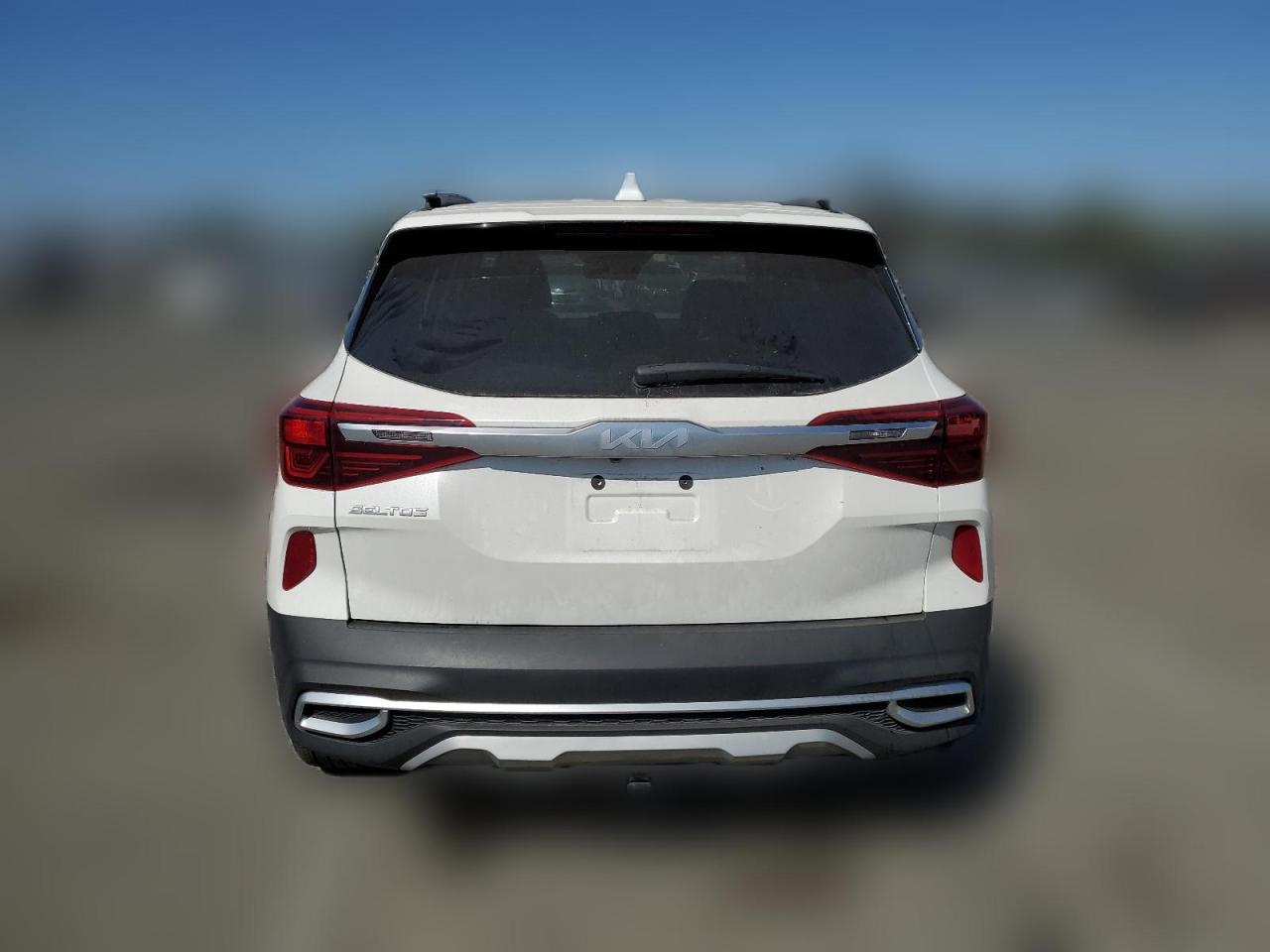 2023 KIA SELTOS SX VIN:KNDETCA20P7420101