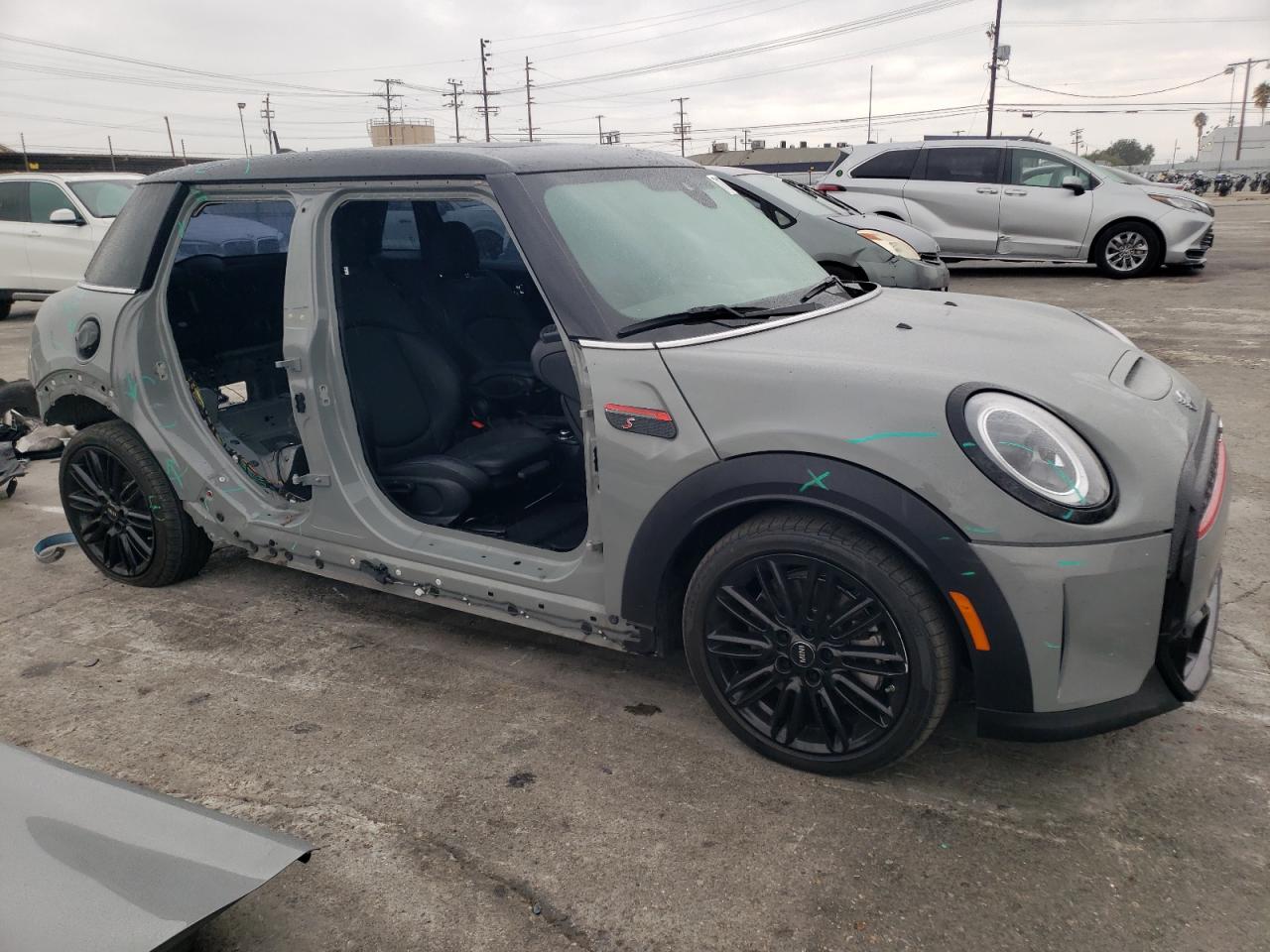 2023 MINI COOPER S VIN:WMW53DK04P2T11122