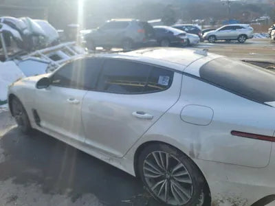 2018 Kia Stinger KNAE351BDJS032549 VIN:KNAE351BDJS032549