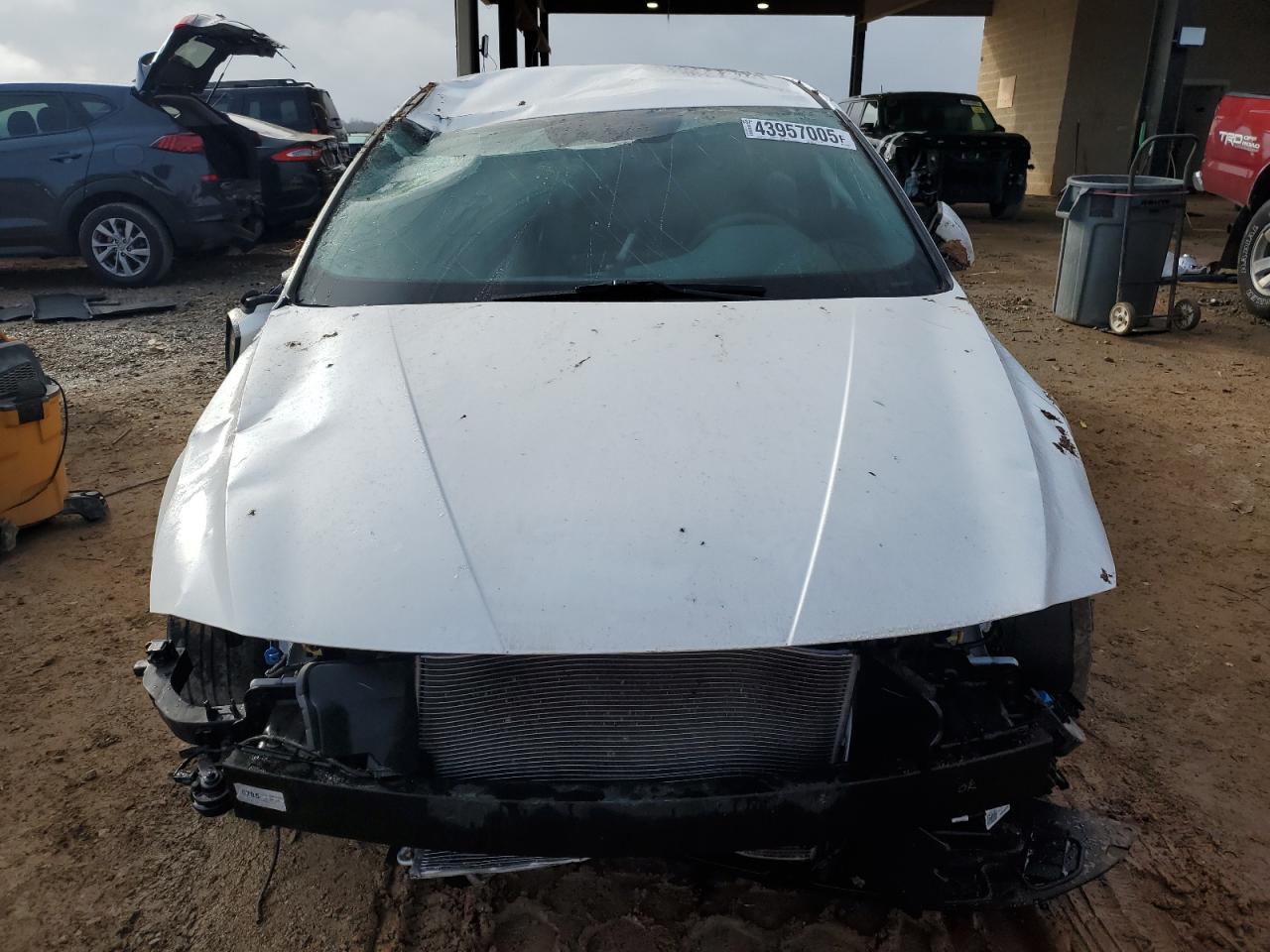 2022 HYUNDAI ELANTRA SEL VIN:5NPLM4AG0NH060178