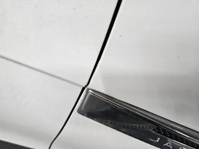 2016 Jaguar XE VIN: