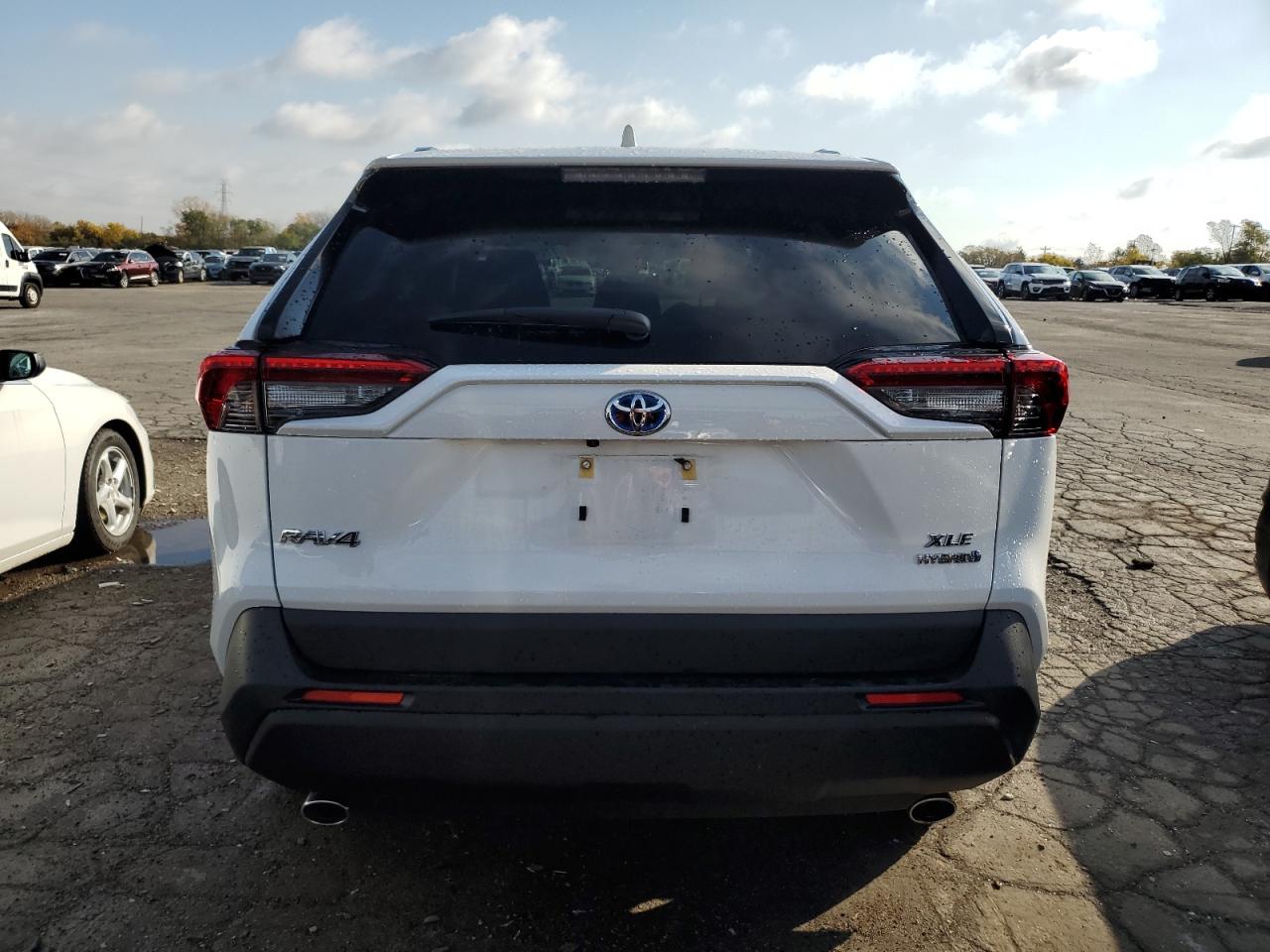 2023 TOYOTA RAV4 XLE VIN:JTMRWRFV4PD187260