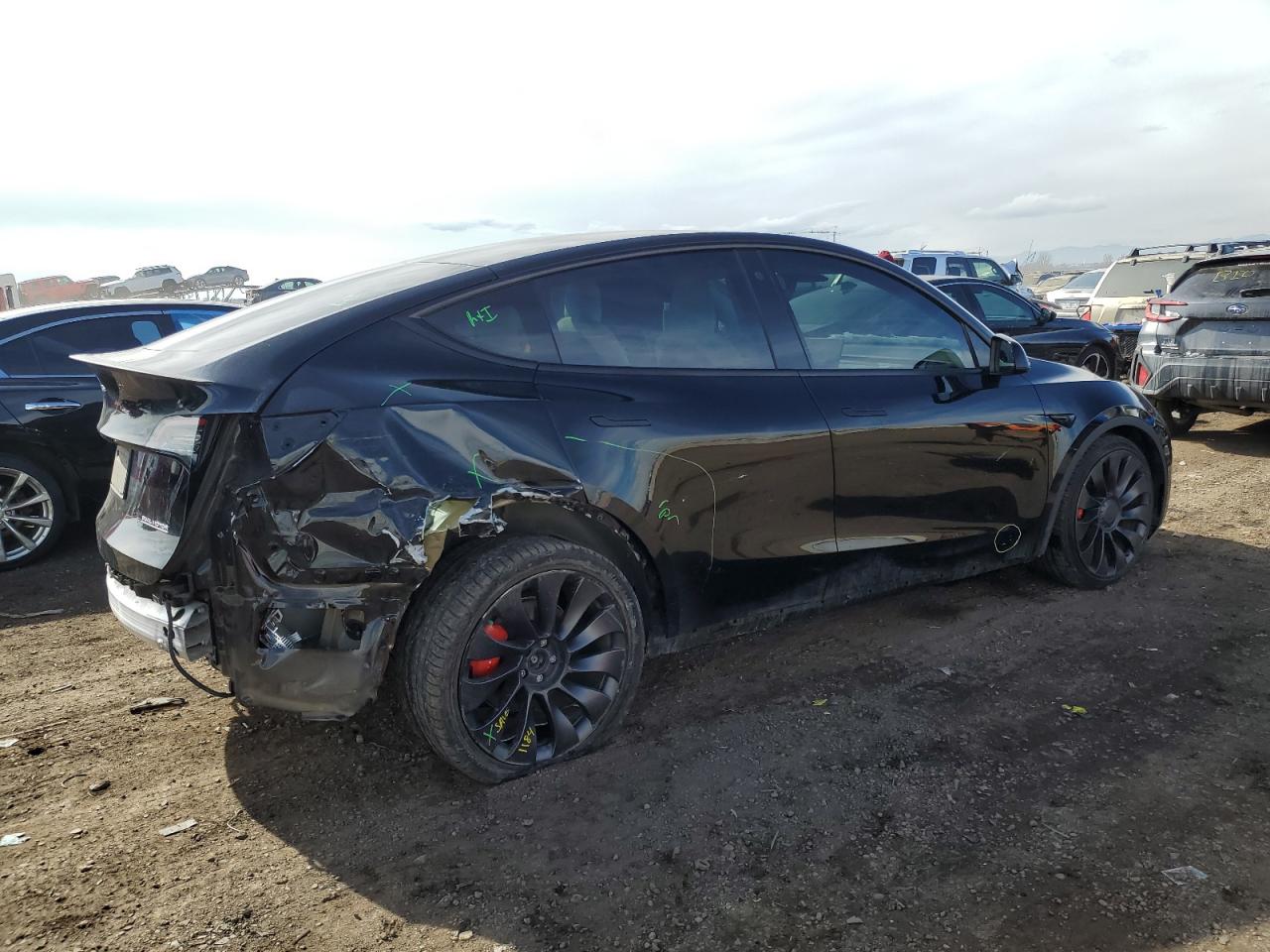 2022 TESLA MODEL Y  VIN:7SAYGDEF8NF337529