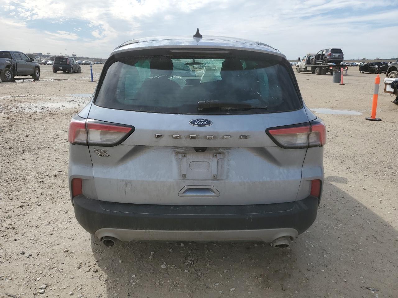 2022 FORD ESCAPE S VIN:1FMCU0F62NUB06443