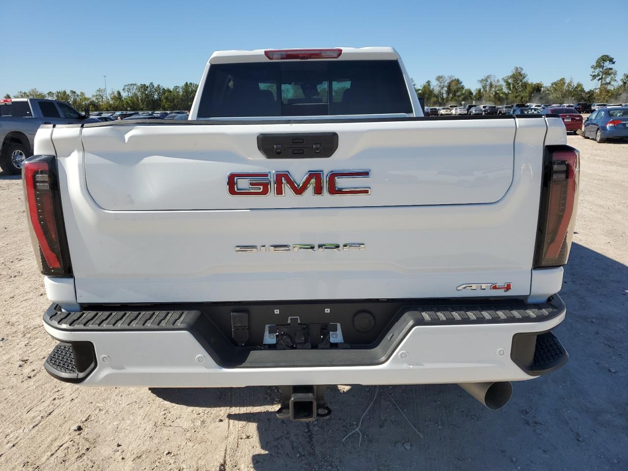 2024 GMC SIERRA K2500 AT4 VIN:1GT49PEY3RF215901