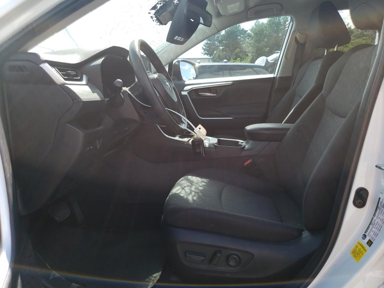 2023 TOYOTA RAV4 XLE VIN:2T3P1RFV8PW358746