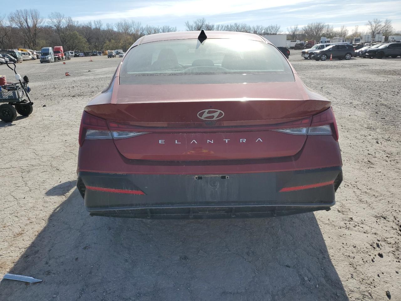 2024 HYUNDAI ELANTRA SEL VIN:KMHLS4DG8RU761947