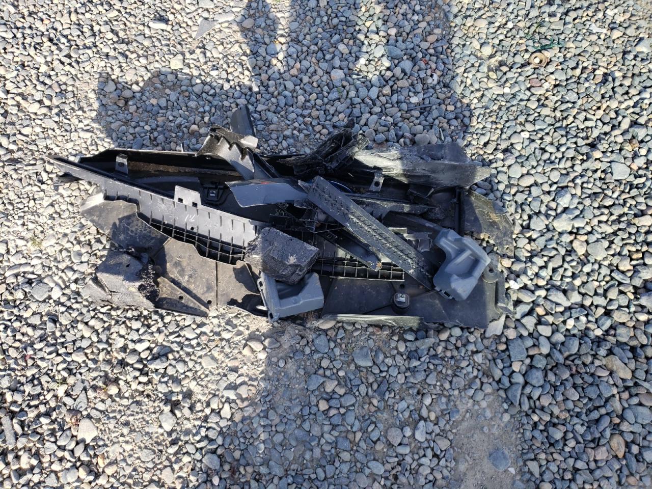 2022 TOYOTA PRIUS PRIME LE VIN:JTDKAMFP4N3220538