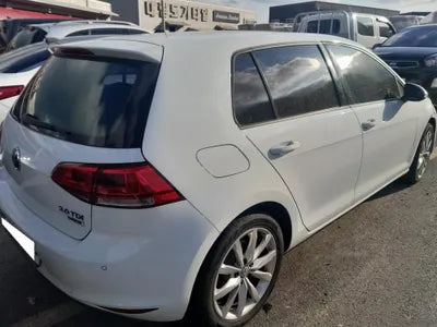 2016 Volkswagen Golf WVWZZZAUZGW098733 VIN:WVWZZZAUZGW098733
