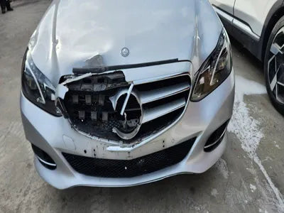 2015 Mercedes-Benz E 220 WDDHF0CBXFB100088 VIN:WDDHF0CBXFB100088