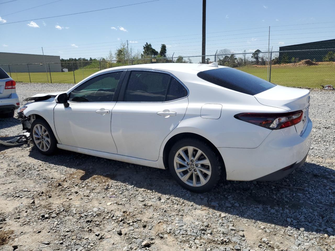 2022 TOYOTA CAMRY LE VIN:4T1C11AK9NU697745