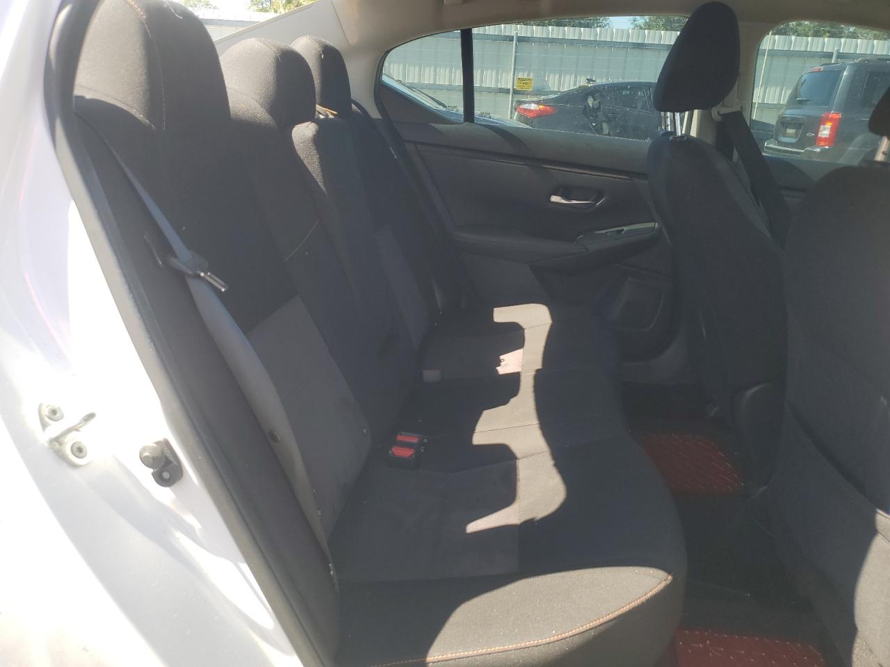 2022 NISSAN SENTRA SR VIN:3N1AB8DV9NY235340