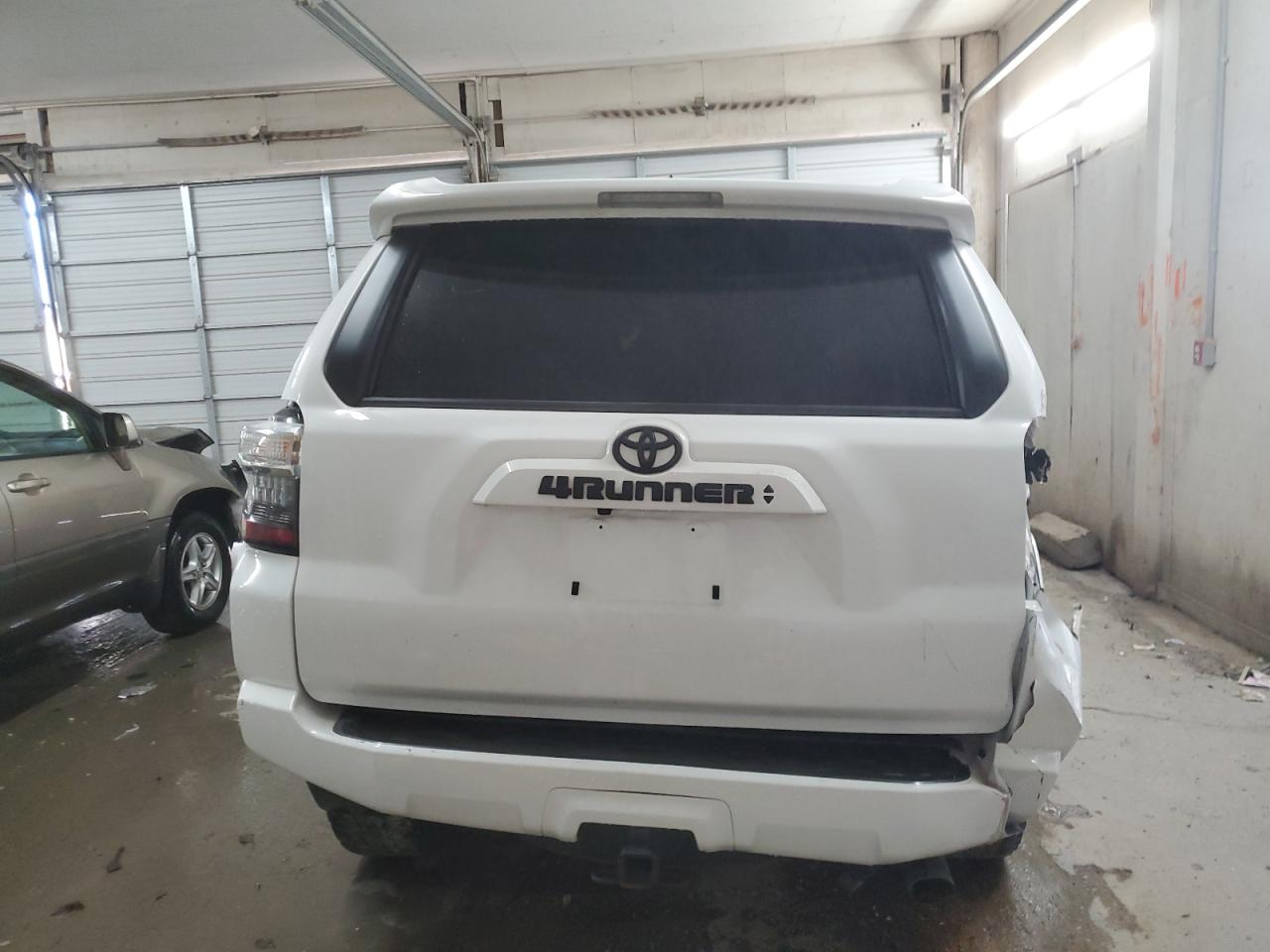 2023 TOYOTA 4RUNNER SE VIN:JTENU5JR8P6105294