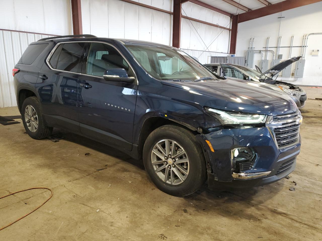 2022 CHEVROLET TRAVERSE LT VIN:1GNEVGKW3NJ165910