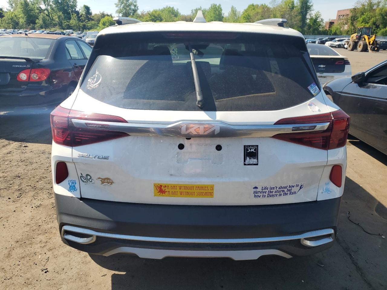 2023 KIA SELTOS EX VIN:KNDERCAAXP7411184