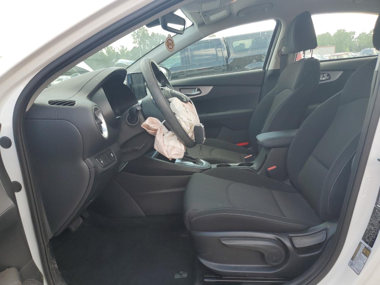 2023 KIA FORTE LX VIN:3KPF24AD7PE623436