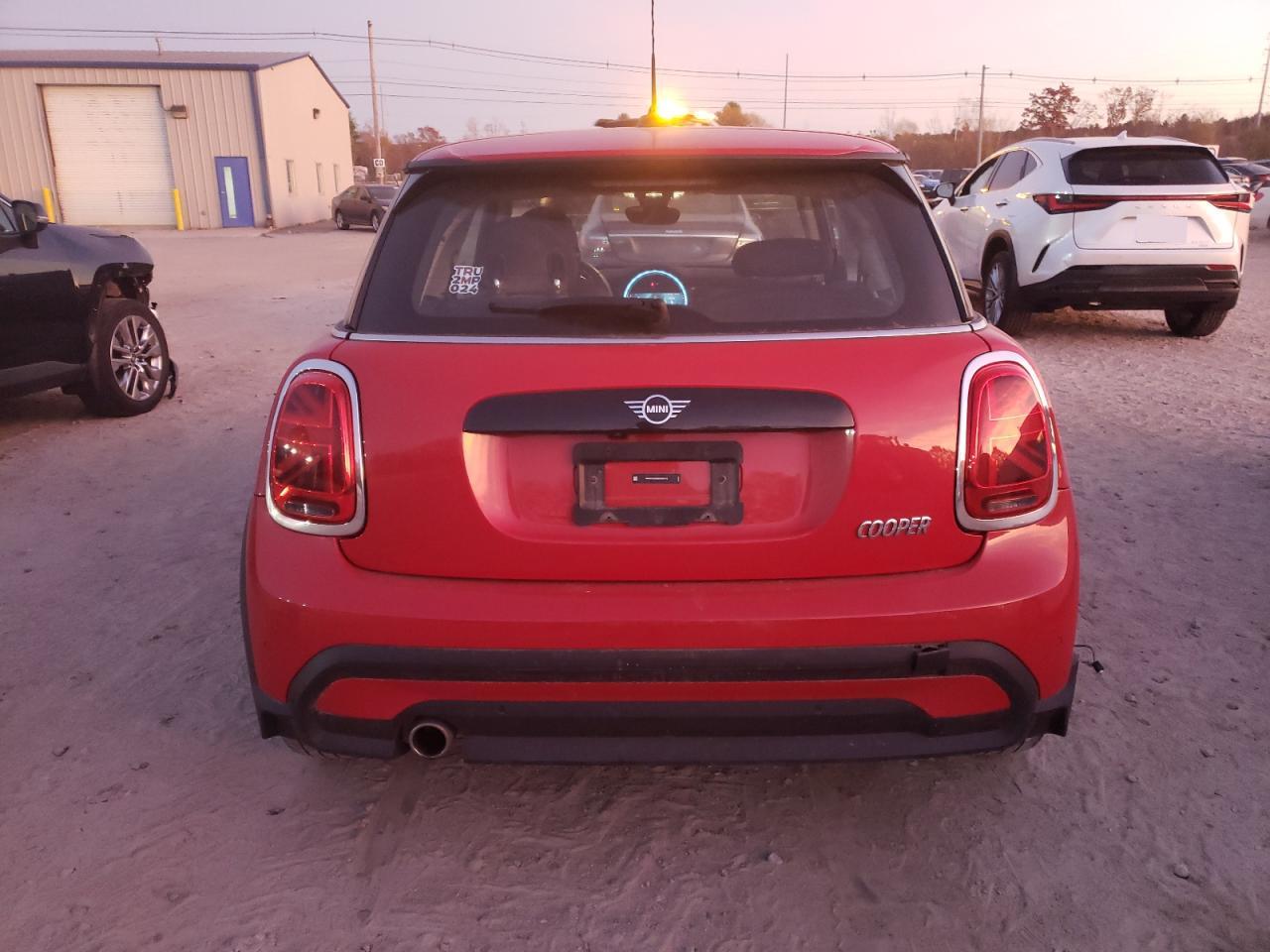 2024 MINI COOPER  VIN:WMW33DH00R2V93115