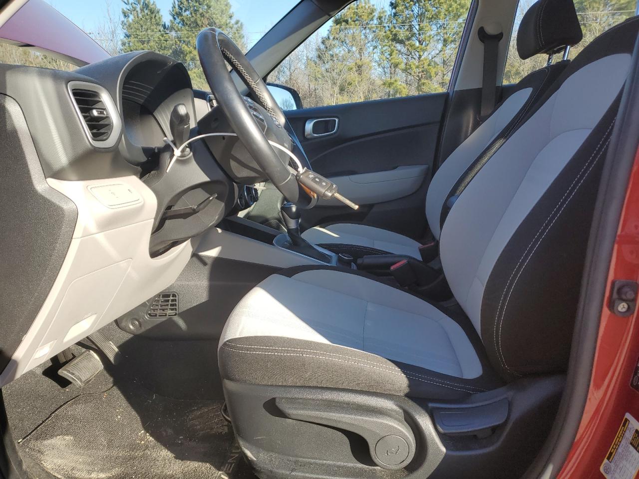 2023 HYUNDAI VENUE SEL VIN:KMHRC8A30PU276750