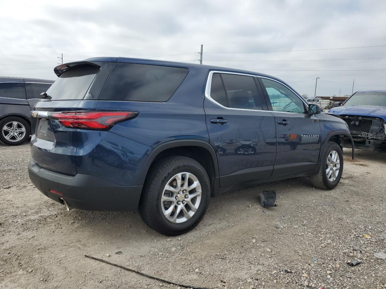 2022 CHEVROLET TRAVERSE LS VIN:1GNERFKW7NJ169151