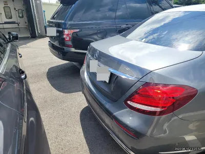 2018 Mercedes-Benz E 300 VIN: