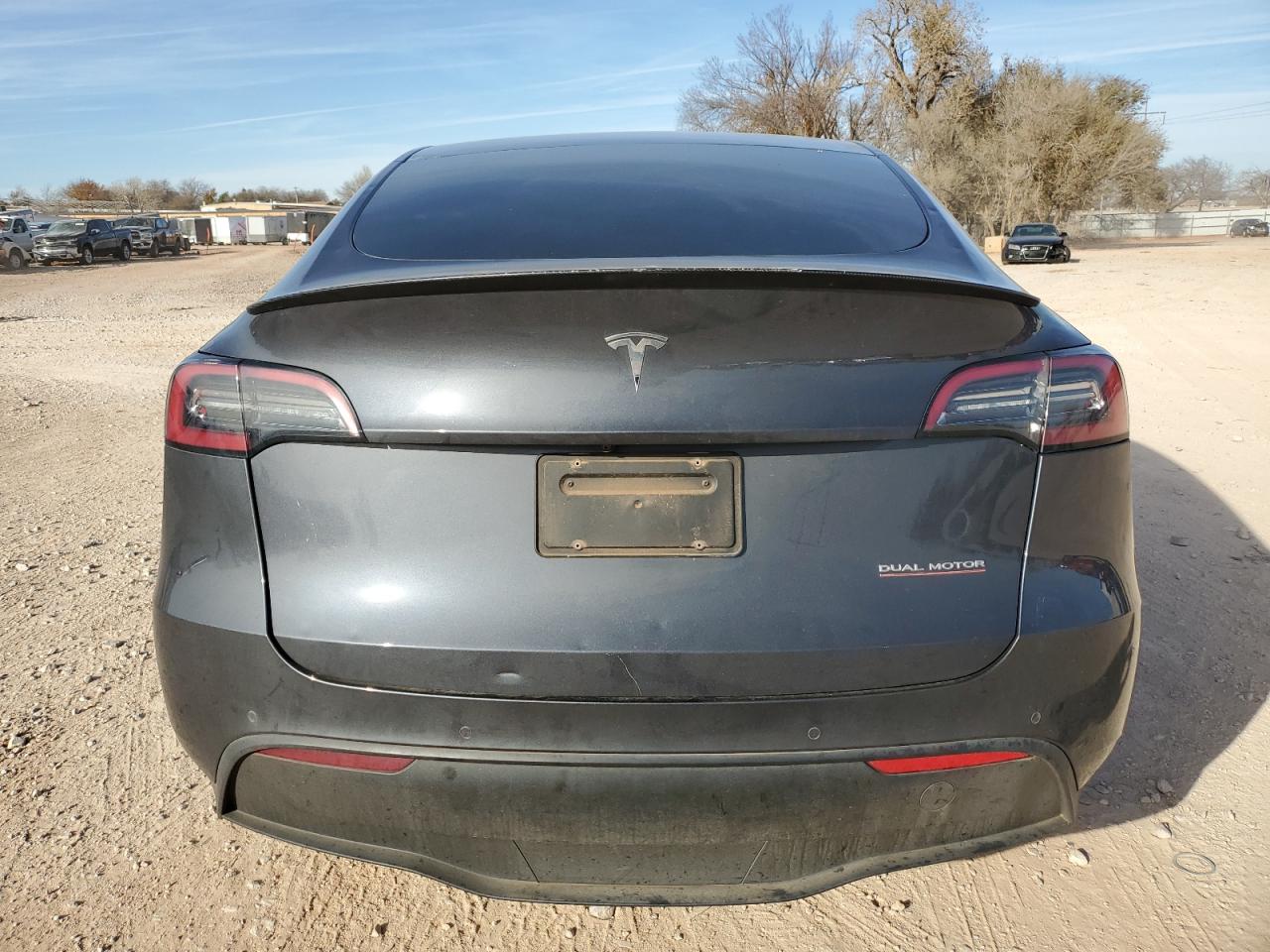 2022 TESLA MODEL Y  VIN:7SAYGDEF5NF399728