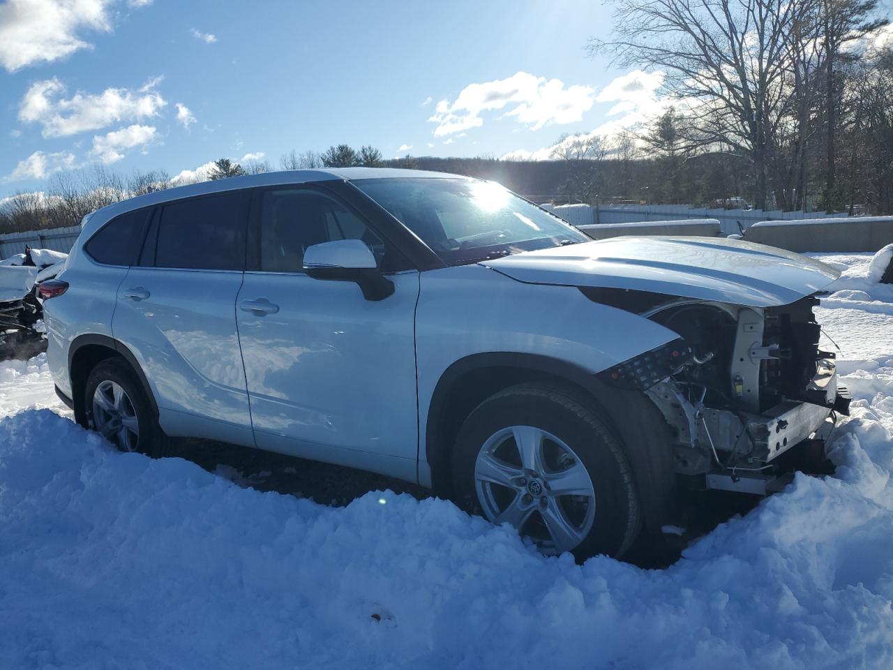 2022 TOYOTA HIGHLANDER L VIN:5TDBZRBH2NS590146