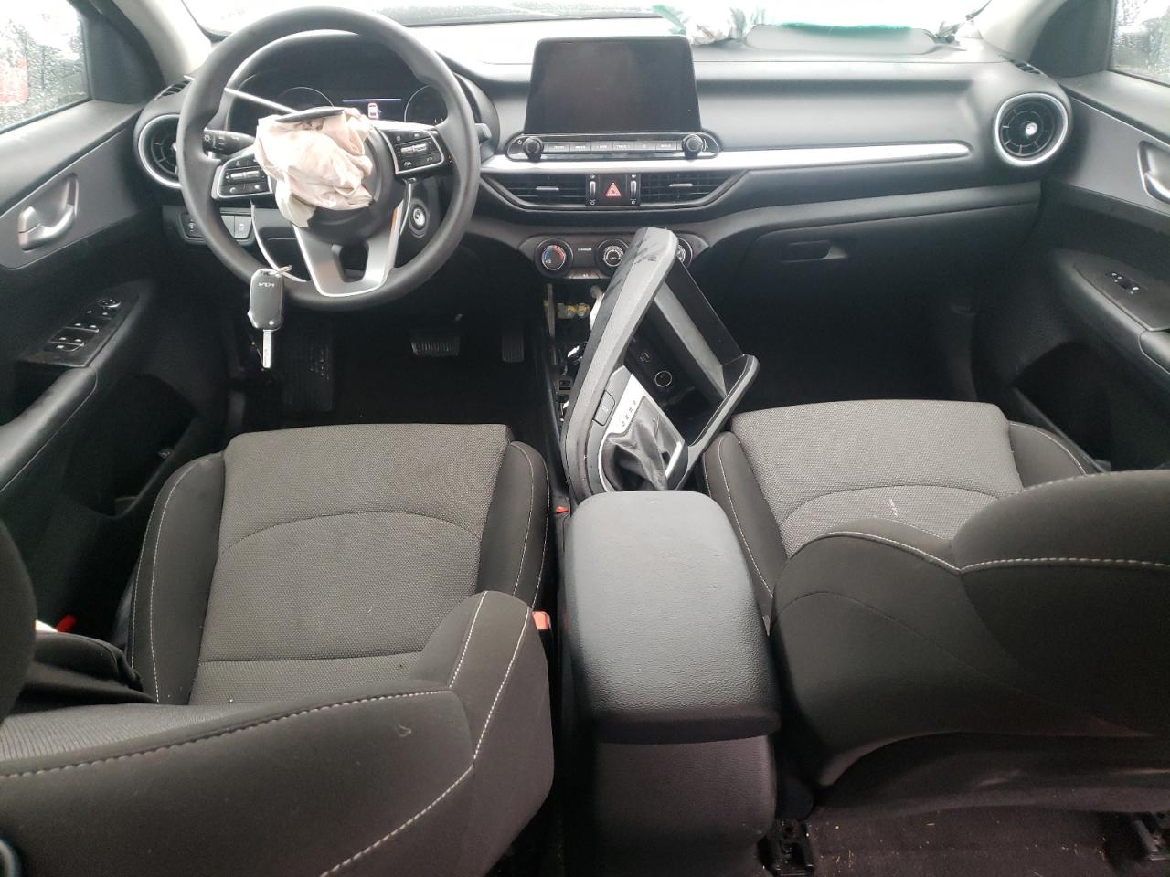 2022 KIA FORTE FE VIN:3KPF24AD4NE503039