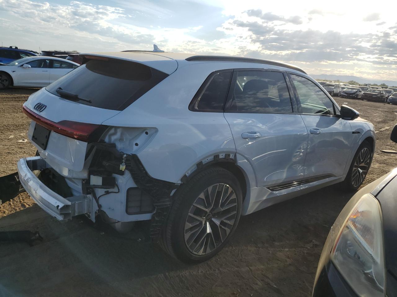 2024 AUDI Q8 E-TRON PREMIUM PLUS VIN:WA15AAGEXRB042875